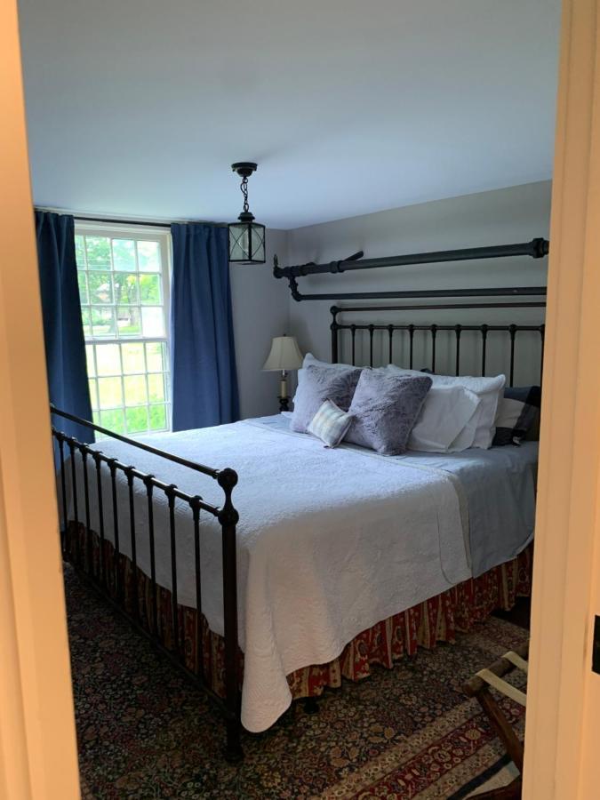 Innkeeper'S Place B&B Stafford Экстерьер фото