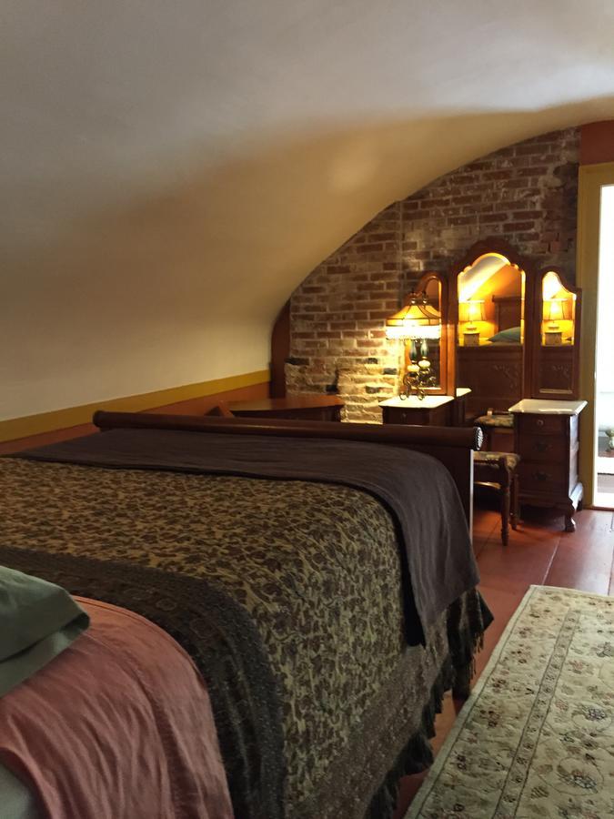 Innkeeper'S Place B&B Stafford Экстерьер фото