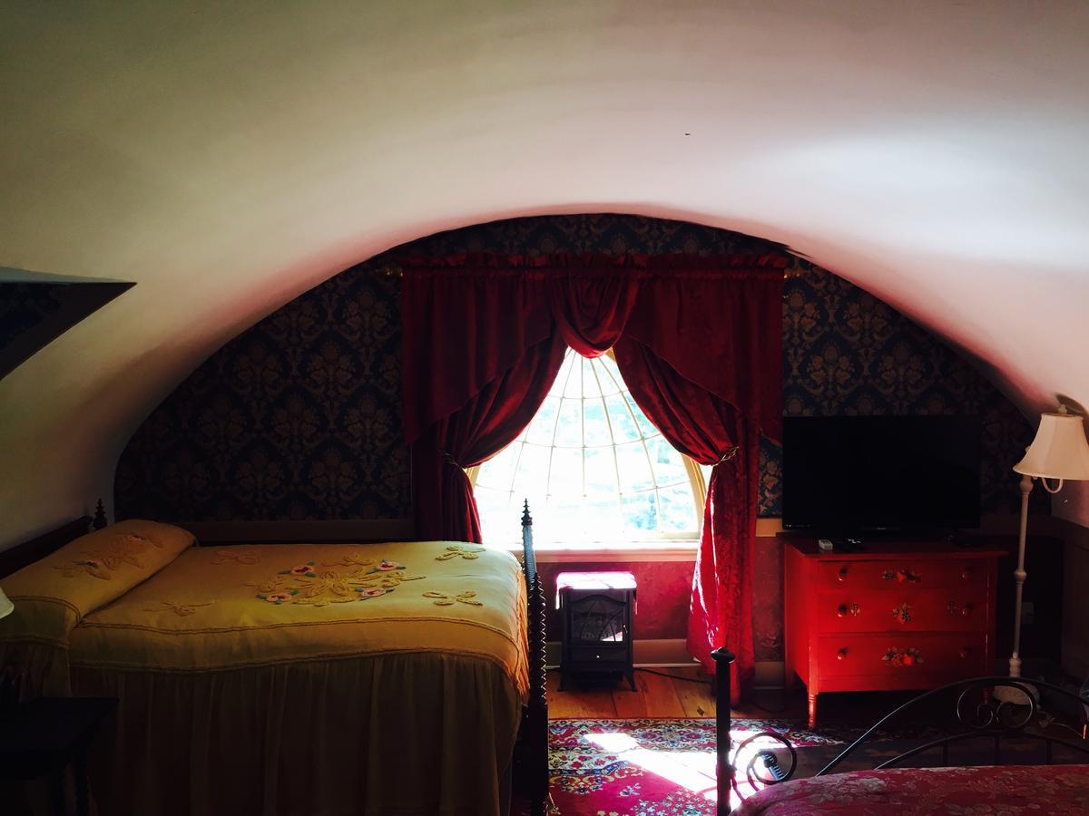 Innkeeper'S Place B&B Stafford Экстерьер фото