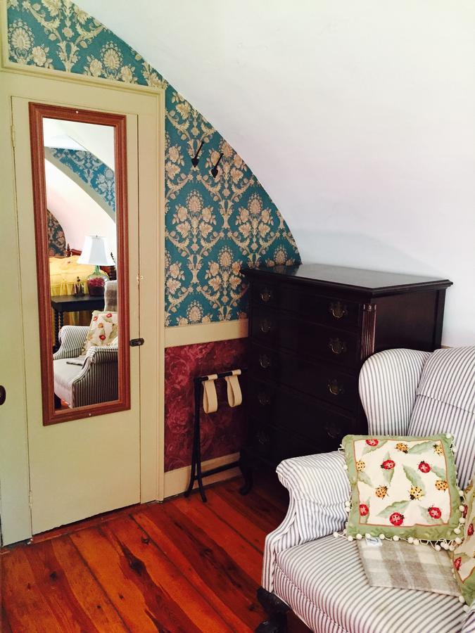 Innkeeper'S Place B&B Stafford Экстерьер фото